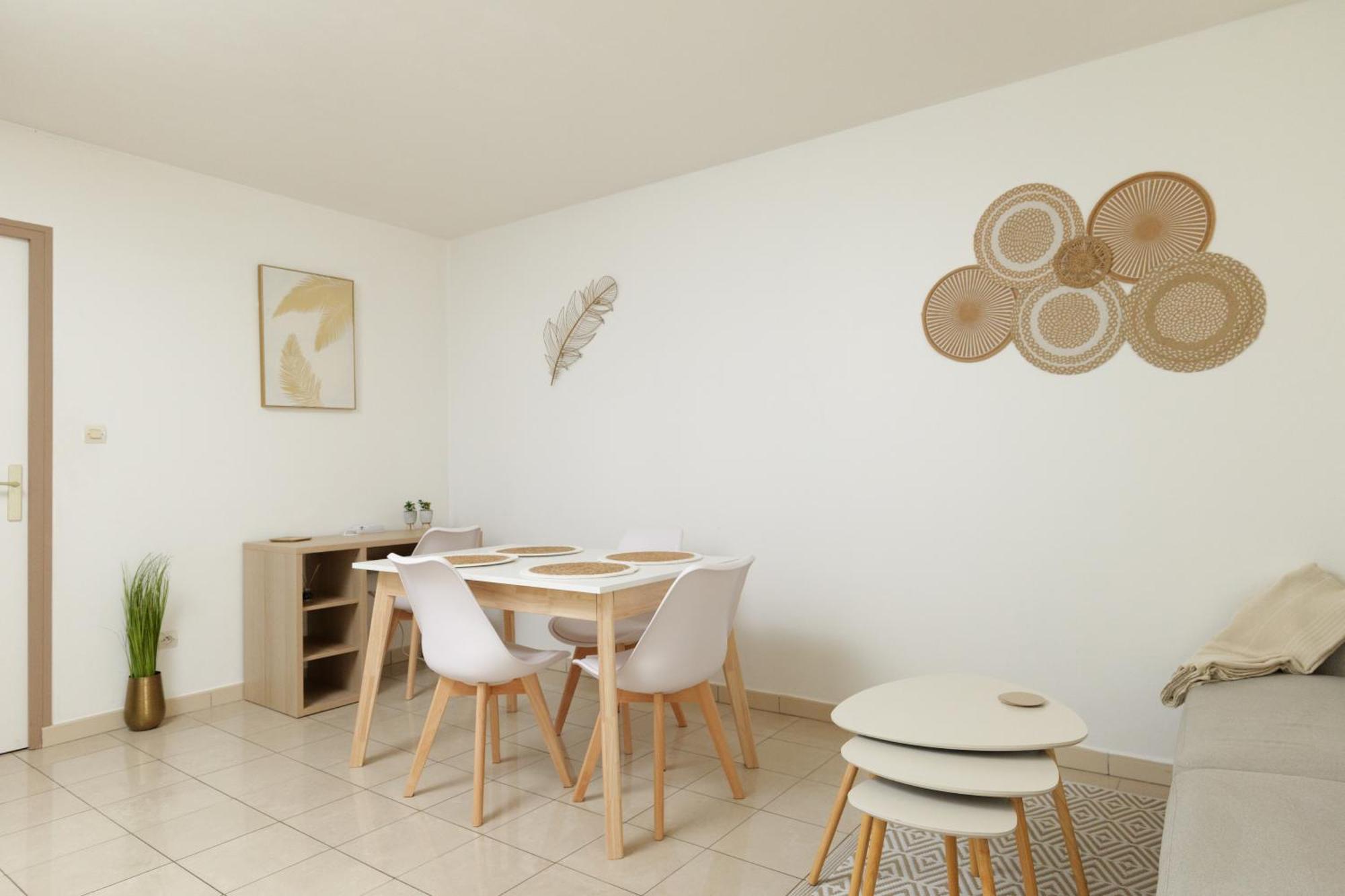 Appart. T3 Les Hauts De Madiana Schoelcher Extérieur photo