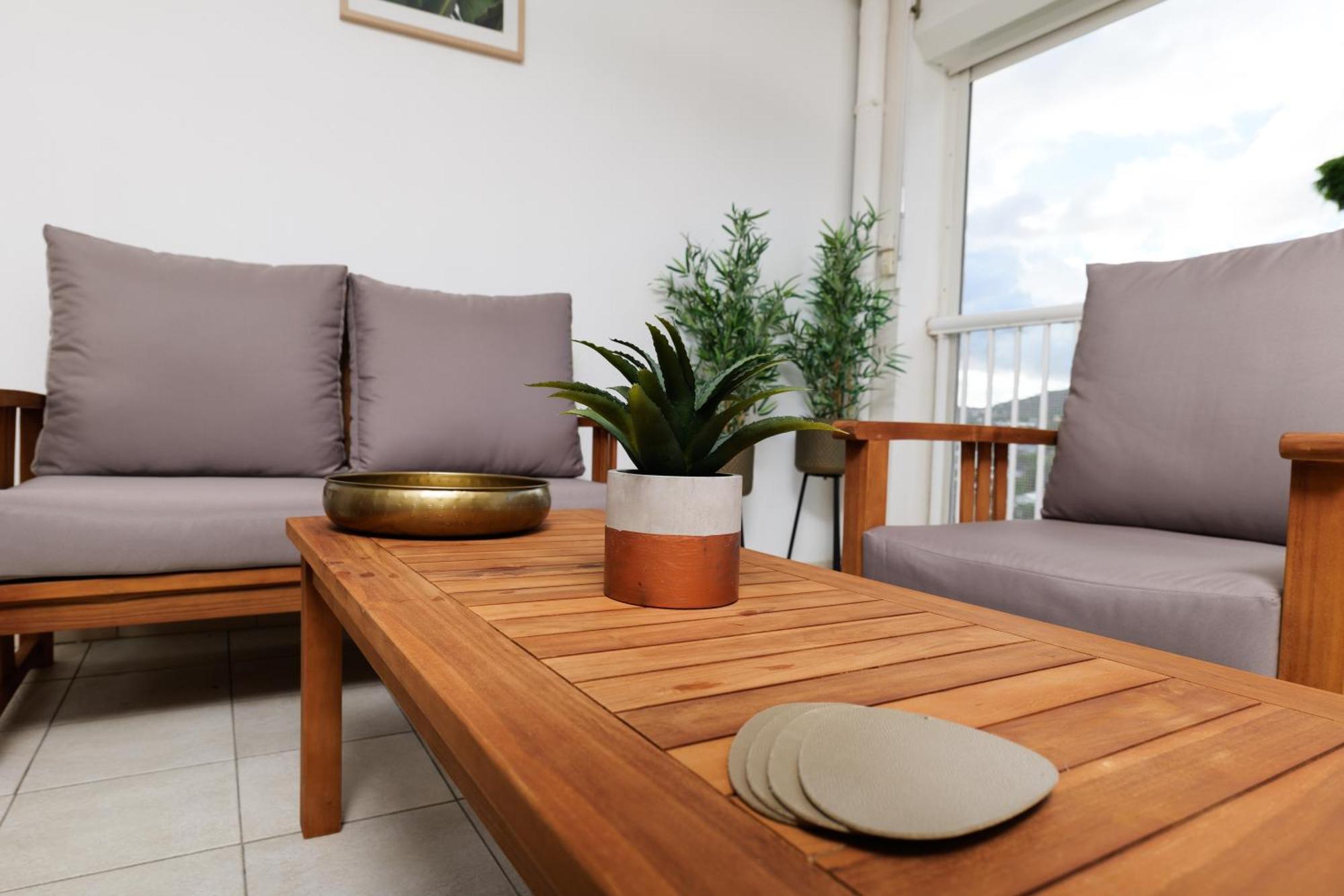 Appart. T3 Les Hauts De Madiana Schoelcher Extérieur photo